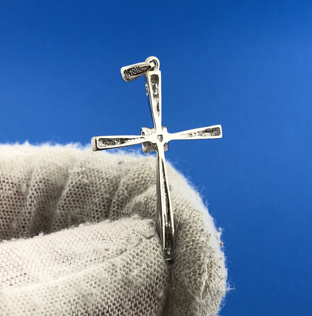 Gorgeous 10k White Gold Princess Diamond Religious Heart Cross Dangle Pendant