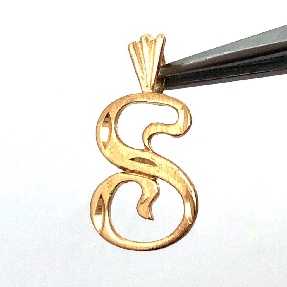 Designer Michael Anthony Ma 14K Yellow Gold Letter Script Initial S Pendant