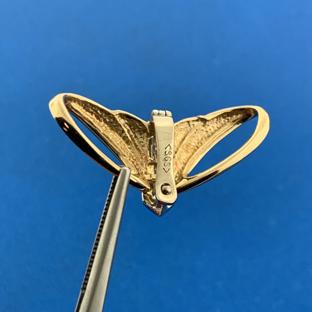 Gorgeous 14k Yellow Gold White Gold Round Cut Diamond Modernist Enhancer Pendant