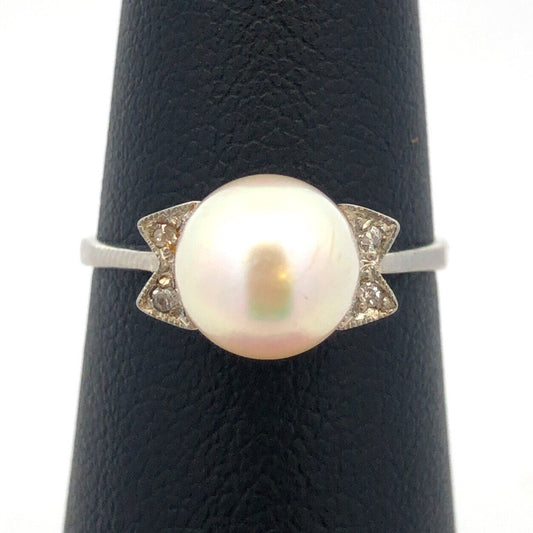Vintage 18K White Gold Pearl Solitaire Size 6.5 Cocktail Ring