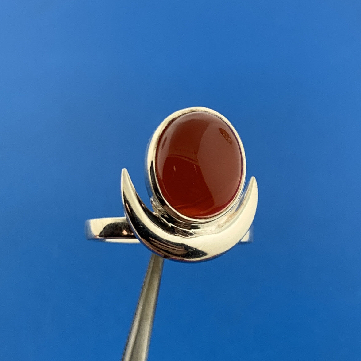 Stunning Sterling Silver 925 Oval Cabochon Carnelian Crescent Ring Size 8
