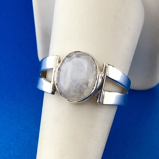 Retro 925 Sterling Silver Oval Moonstone Cabochon Modernist Ring