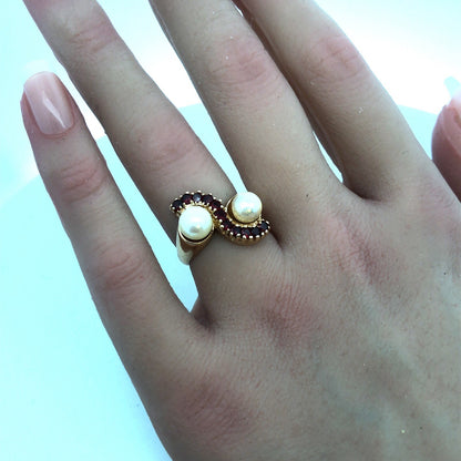 Vintage 14K Yellow Gold Garnet Pearl Free Form Cocktail Anniversary Ring
