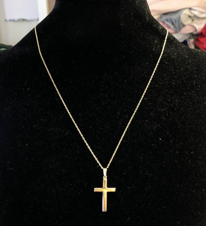 Designer M 14K Yellow Gold Polished Cross Pendant Chain Necklace