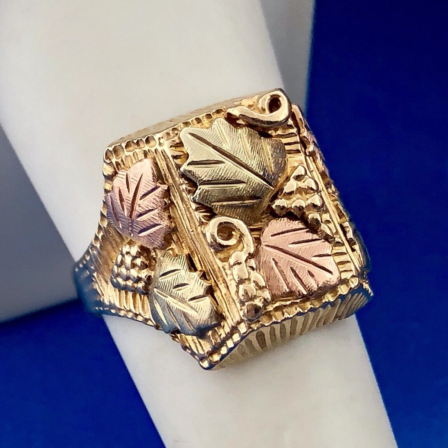 Art Deco Artisan 10K Yellow Rose Gold Vine and Leaf Design Ring