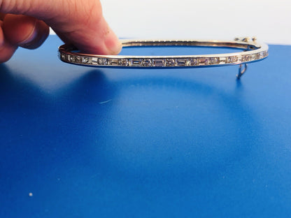 Designer SW Stunning Sterling Silver 925 Cubic Zirconia Hinged Bangle Bracelet