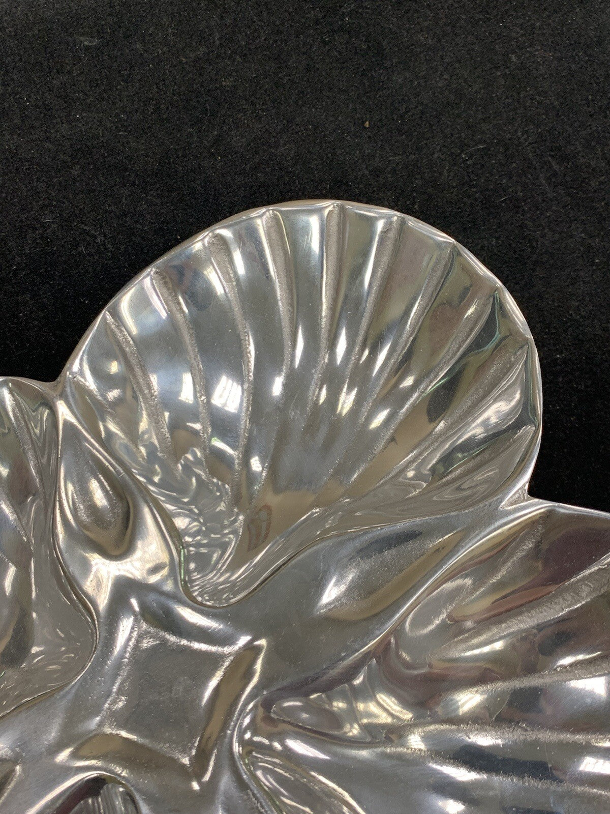 Aluminum High Polished 4 Compartment Shell Relish Dip Serving Tray