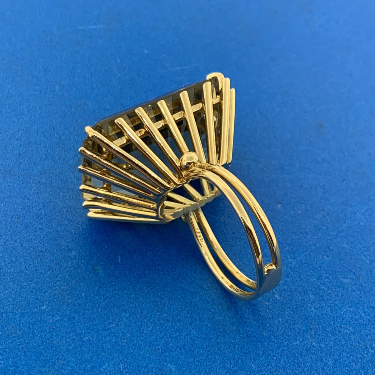 Retro 18K Yellow Gold Emerald Cut Smoky Topaz Statement Cocktail Finger Ring
