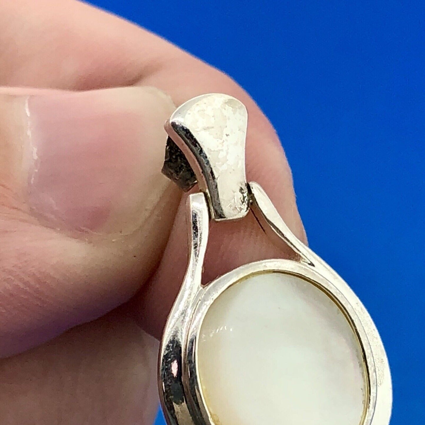 Designer SU 925 Sterling Silver Mother Of Pearl Oval Disc Drop Dangle Earrings