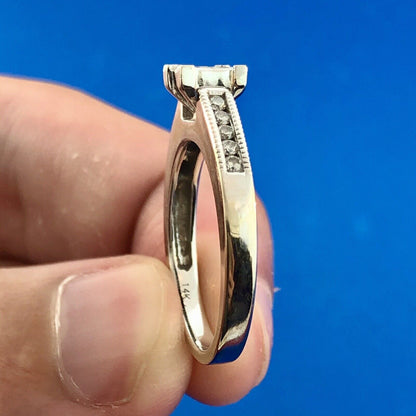 14k White Gold Ring Invisible Set Princess Diamonds Round Diamond Accents