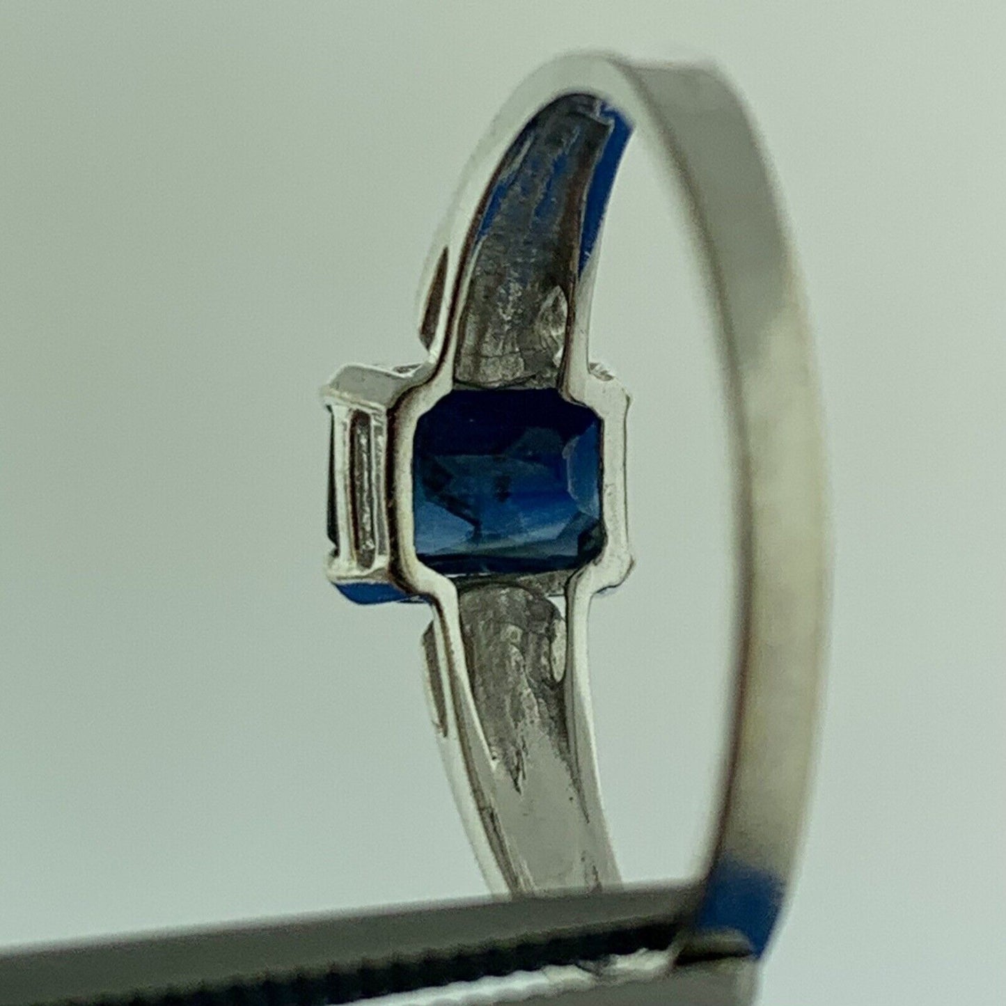 Elegant 14K White Gold Sapphire September Anniversary Birthday Modernist Ring