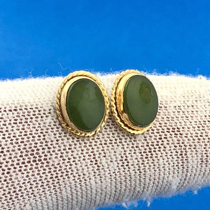 Retro 14K Yellow Gold Oval Jade Jadeite Cabochon Stud Earrings
