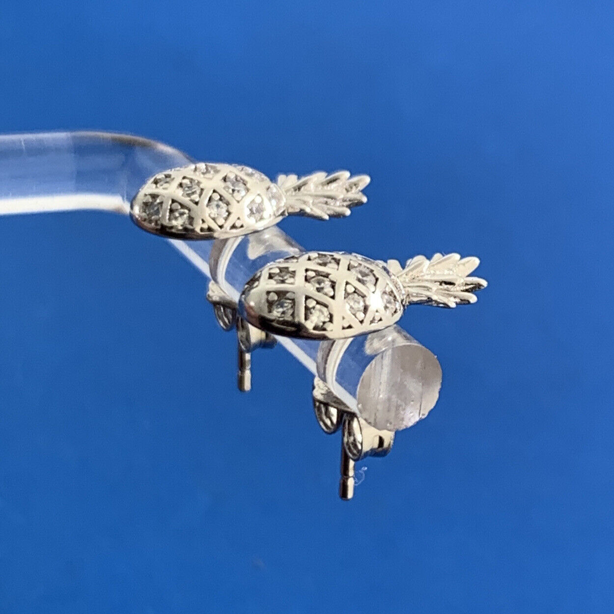 Designer YGI 925 Sterling Silver Cubic Zirconia CZ Pineapple Stud Earrings