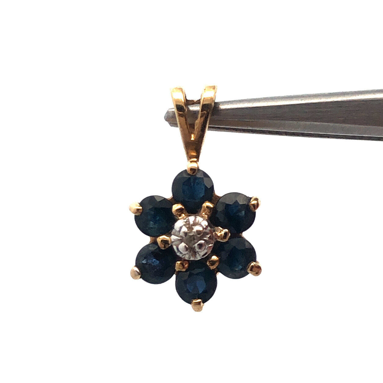 Designer AV 10k Yellow Gold Round Cut Sapphire Diamond Floral Cluster Pendant