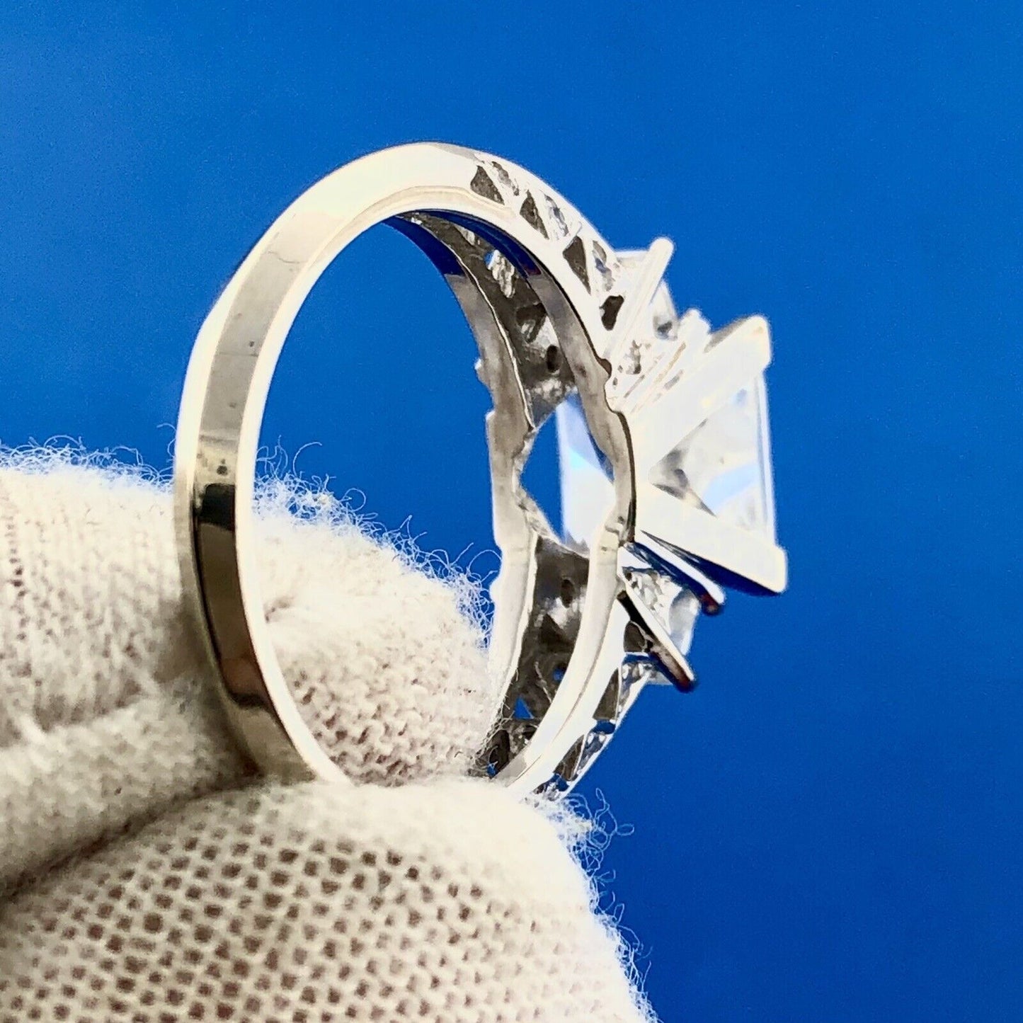 Sparkling 14K White Gold Princess Cut Cubic Zirconia Statement Engagement Ring