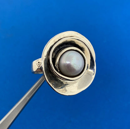 925 Sterling Silver Silpada Pearl Modernist Flower Crop Circle Statement Ring