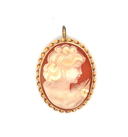 Vintage 14K Yellow Gold Carved Cameo Oval Ribbed Statement Pendant