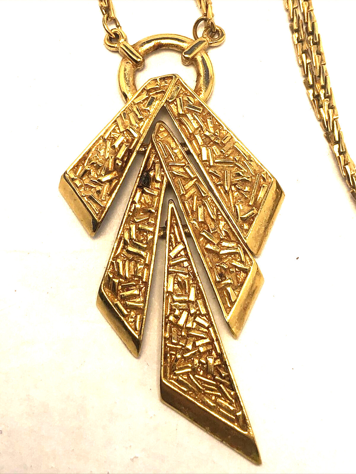Designer Trifari Gold Tone Textured Y-Drop Modernist Textured Statement Necklace
