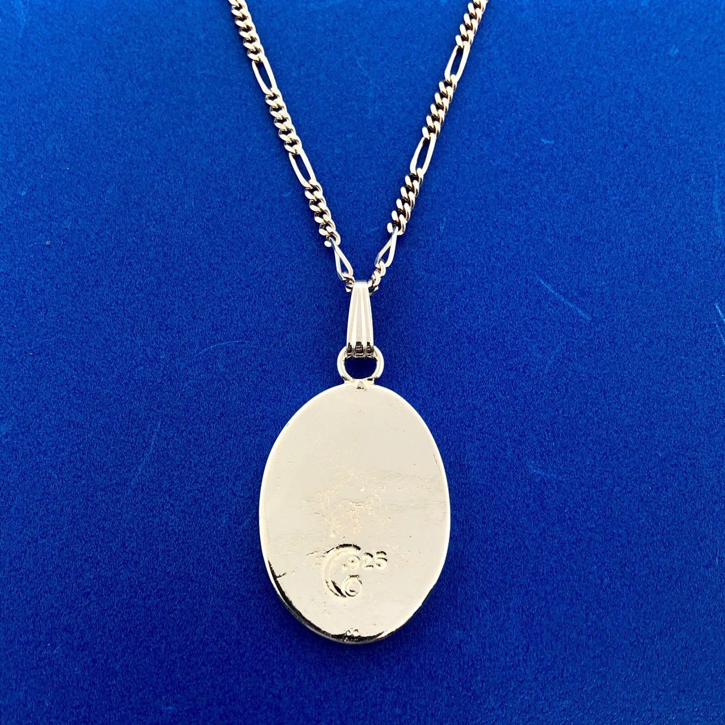Carolyn Pollack R Moon Sterling Silver 925 Oval Scroll Floral Pendant Necklace
