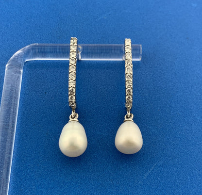 Stunning Sterling Silver Cubic Zirconia Pearl Drop Dangle Wedding Stud Earrings