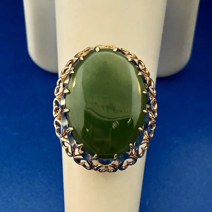 Estate 14K Yellow Gold Jade Jadeite Oval Cabochon Heart Scroll Cocktail Ring