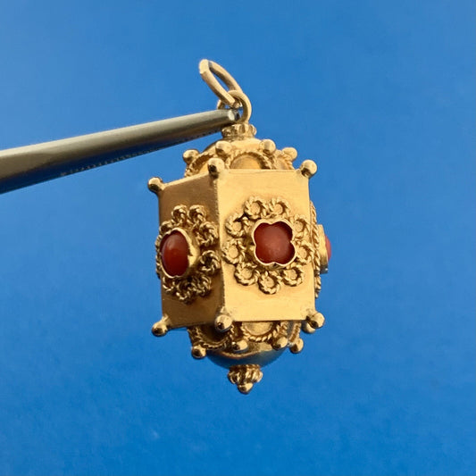 Gorgeous 18k Yellow Gold Cabochon Coral Eastern Pentagon Lantern Dangle Pendant