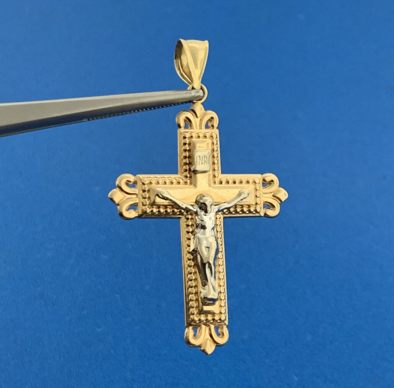 Michael Anthony MA 14K Yellow White Gold 3D Crucifix Cross Religious Pendant