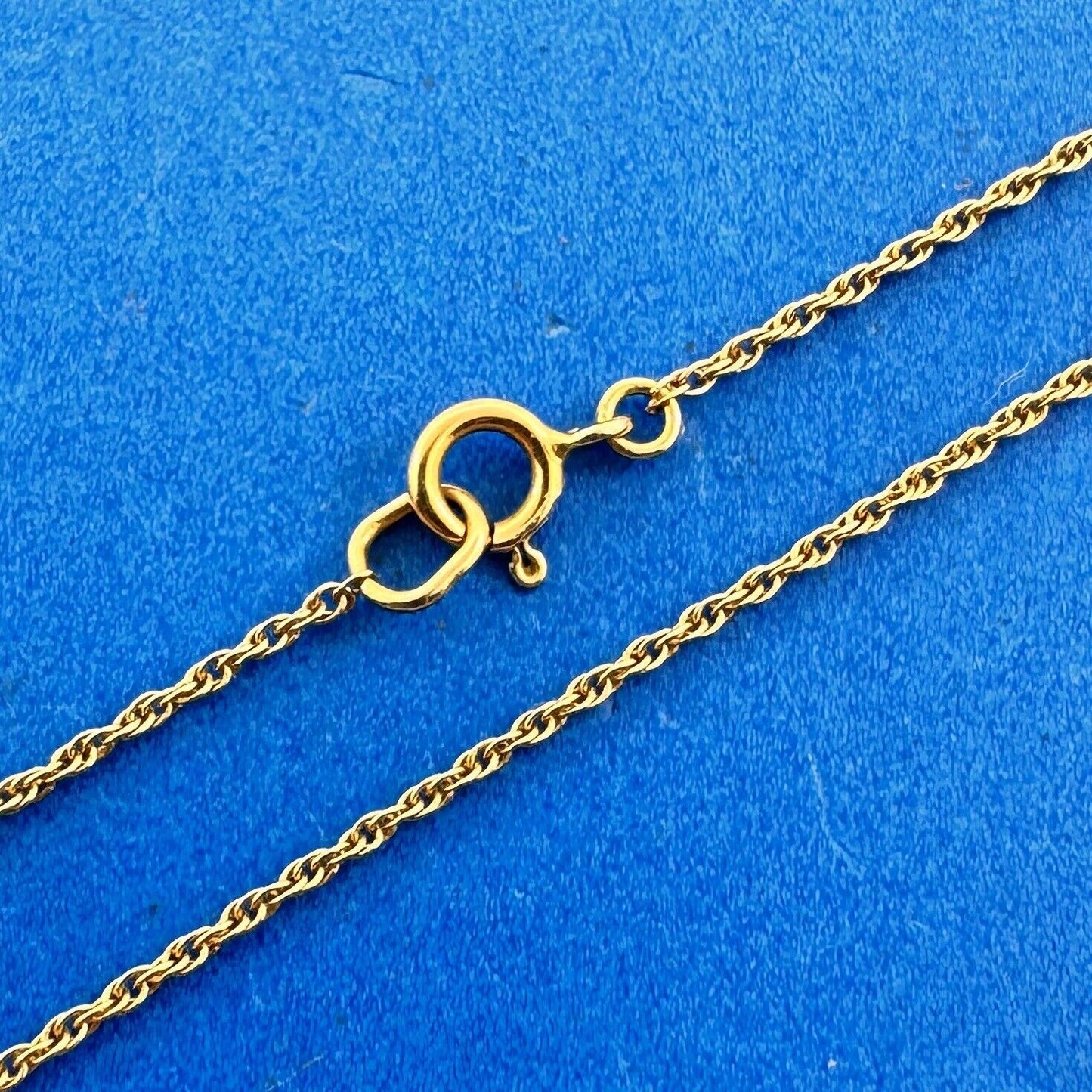 Vintage 14K Yellow Gold Diamond Heart Love Pendant Chain Necklace