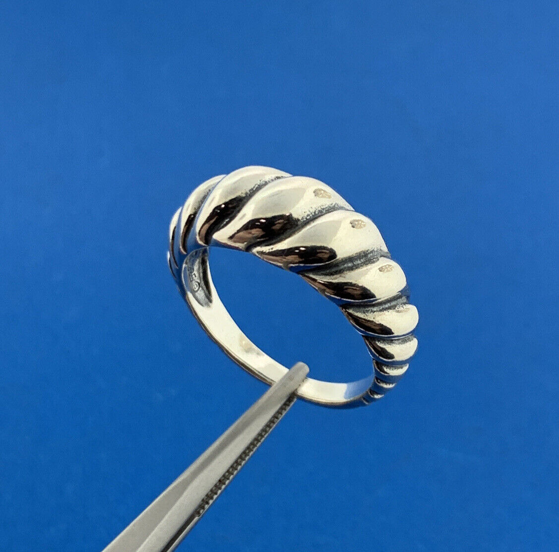 Carolyn Pollack R Moon Navajo 925 Sterling Silver Ribbed Tapered Dome Ring