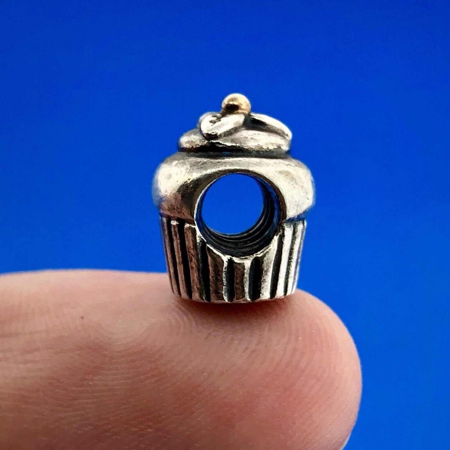 Authentic Pandora 925 Sterling Silver 14K Gold Cupcake Charm 790417 Retired