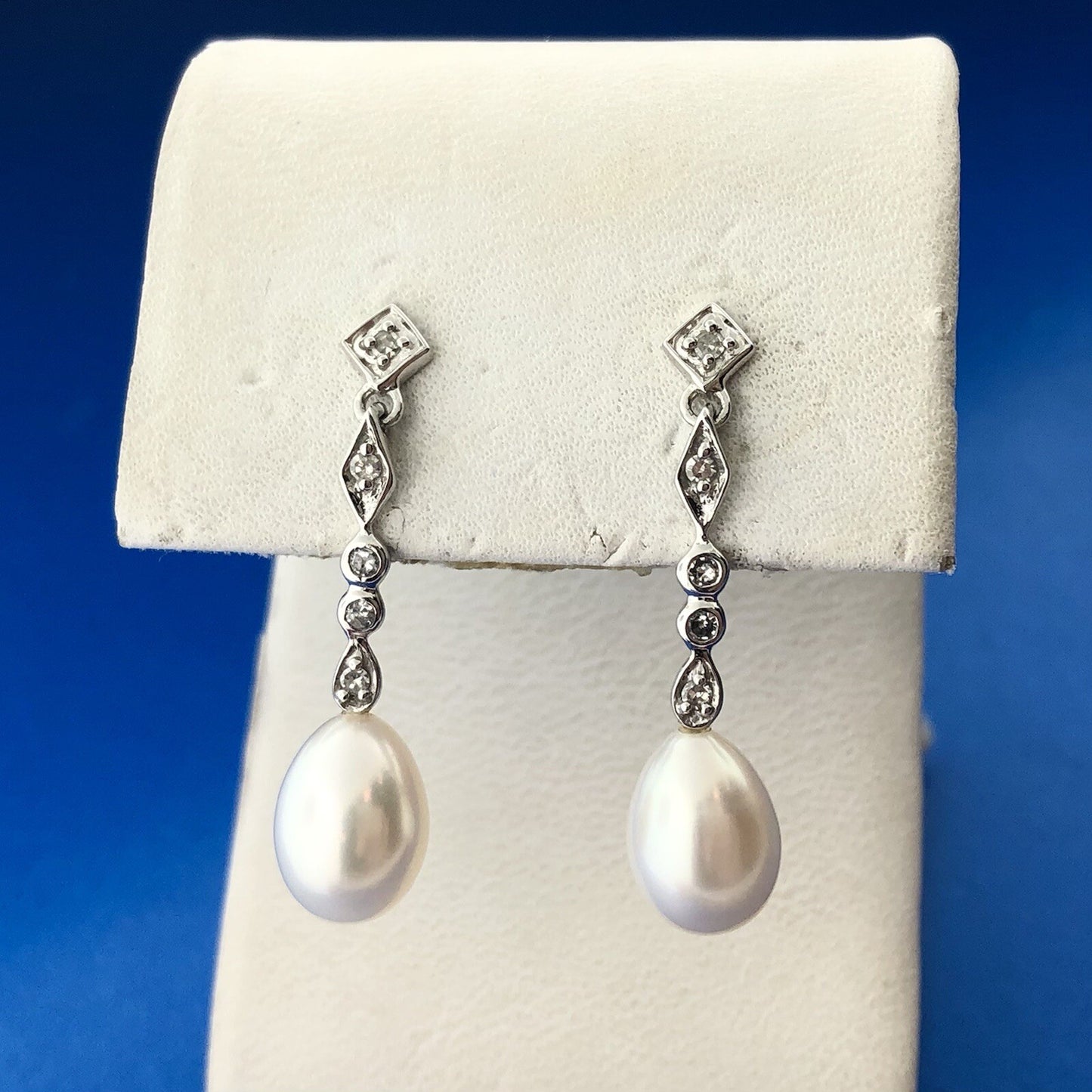 Elegant 14K White Gold Diamond Pearl Bridal Anniversary Drop Dangle Earrings