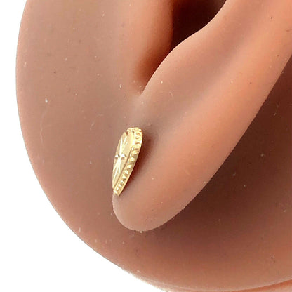 14K Yellow Gold Starburst Textured Heart Stud Earrings