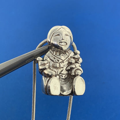 Vintage Native American 925 Sterling Silver Woman Children Storyteller Necklace