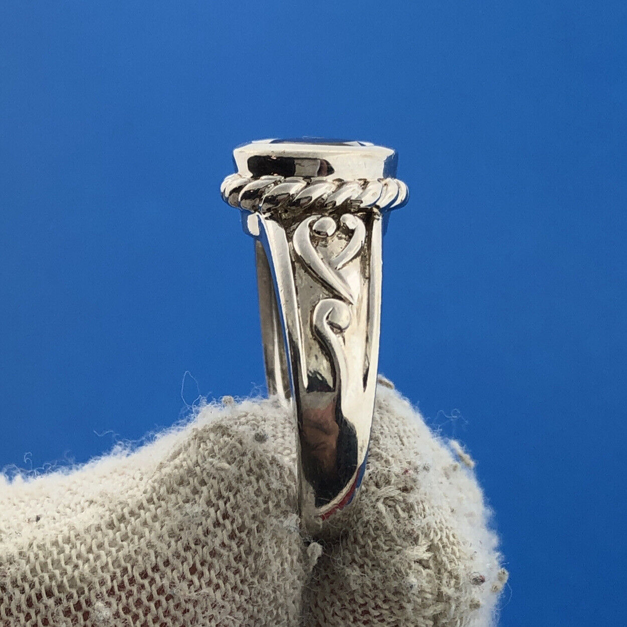 Designer Sterling Silver 925 Garnet Bead Scroll Work January Cocktail Ring