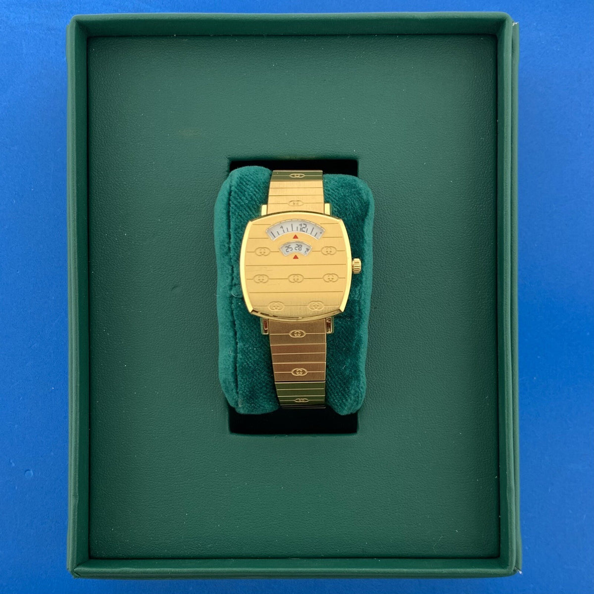 Gucci Gold Tone Dial Yellow Gold PVD Stainless Steel Ladies Watch YA157502 w/Box