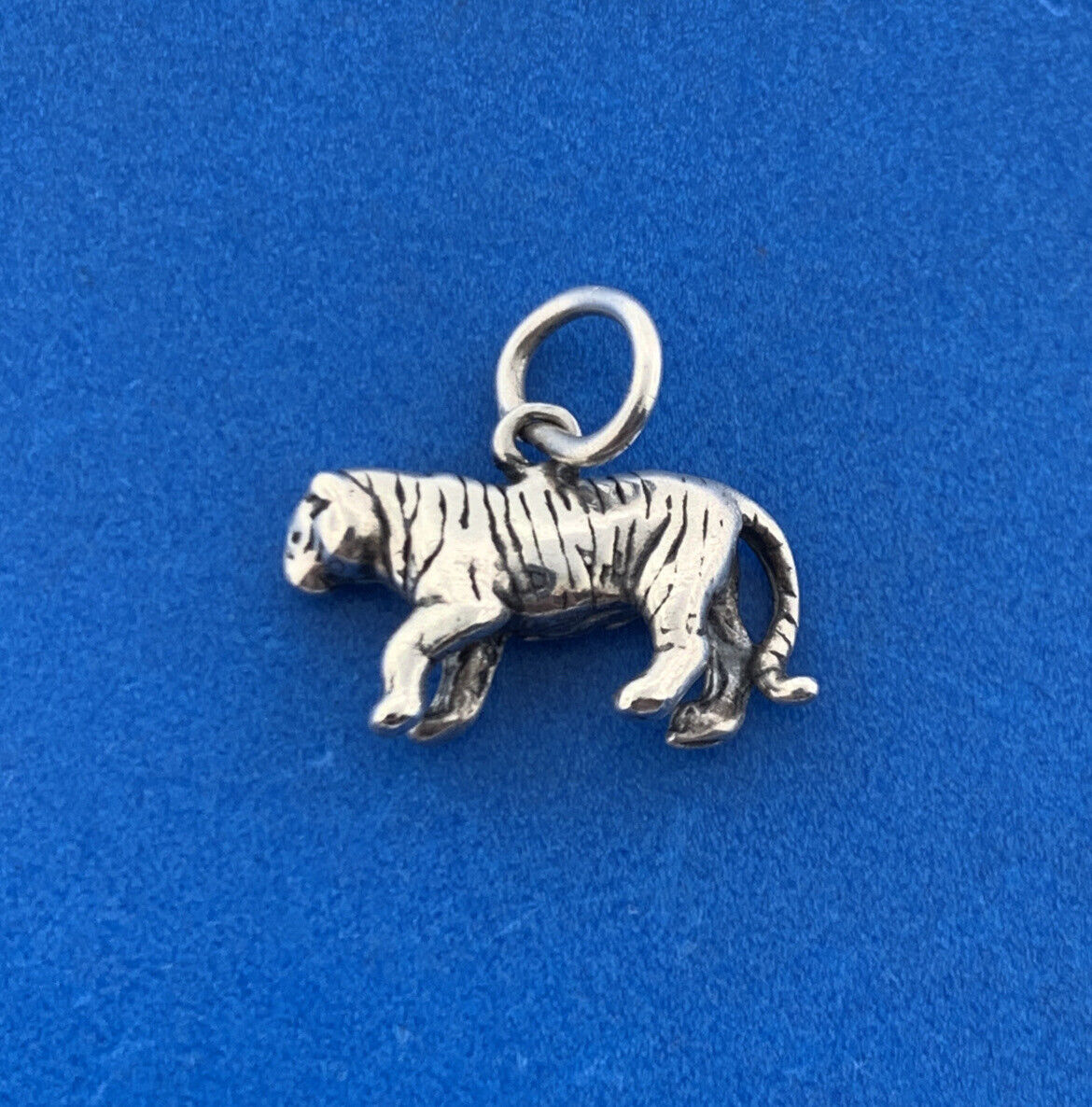 Estate 925 Sterling Silver Tiger Mascot Animal Bracelet Pendant Charm