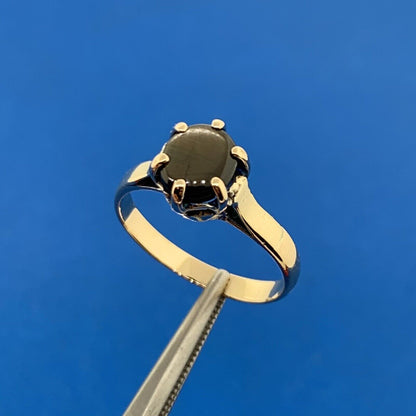 14K Yellow Gold Black Star Sapphire Solitaire Cocktail Ring