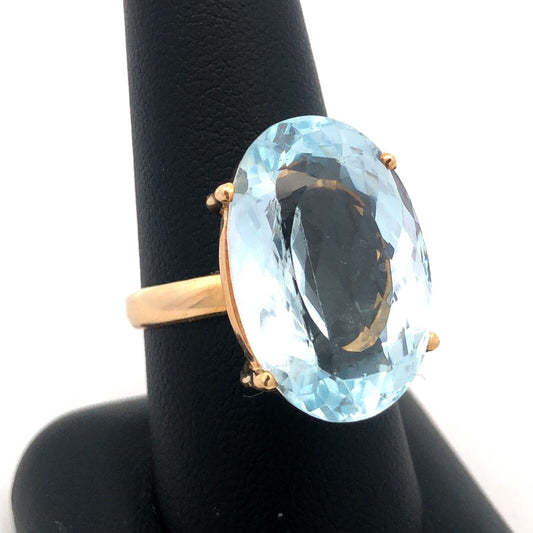 Stunning 14K Yellow Gold Oval Solitaire Blue Topaz Statement Cocktail Ring