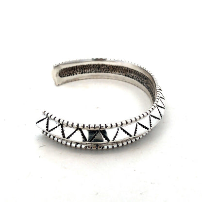 Navajo Anthony Kee 925 Sterling Silver Carinated Knife Edge Open Cuff Bracelet