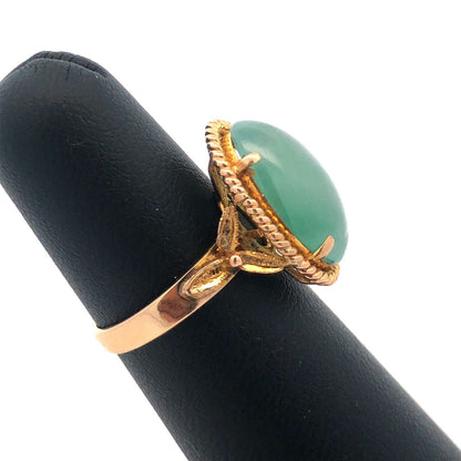 Vintage 18K Yellow Gold Natural Oval Green Jadeite Jade Ring Size 5.25