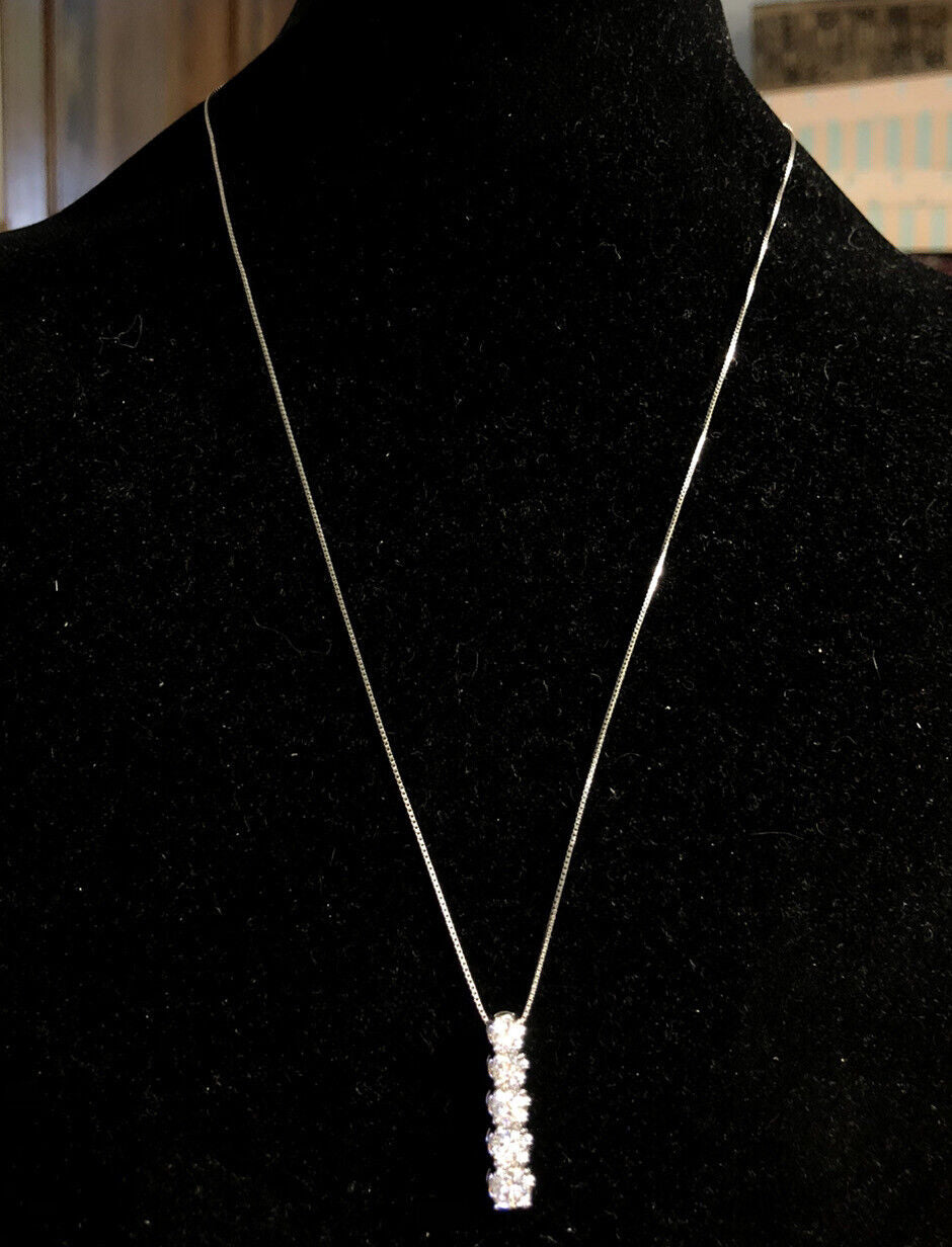 Designer 14K White Gold Round Diamond Graduated Bar Pendant Necklace