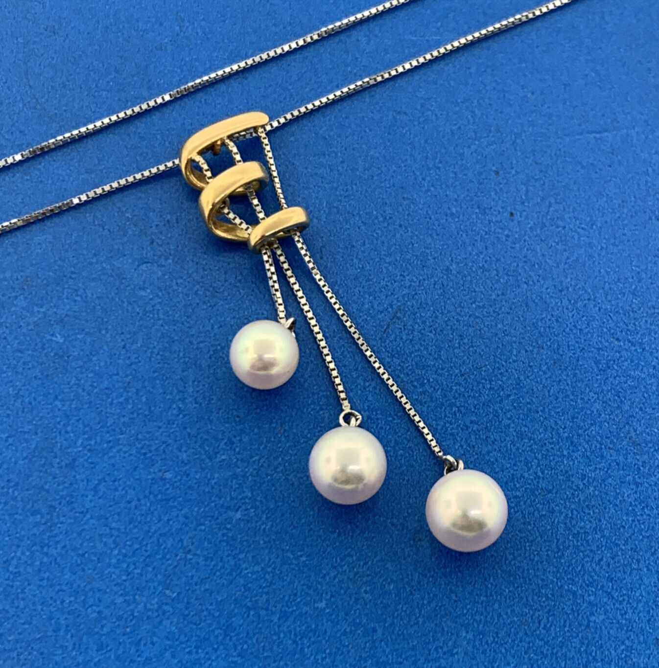 Designer 18K White Yellow Gold Pearl Trio Modernist Abstract Two Toned Necklace
