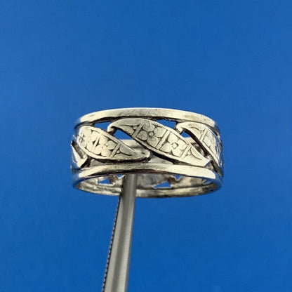 Vintage UNCAS 925 Sterling Silver Floral Design Cigar Band Ring