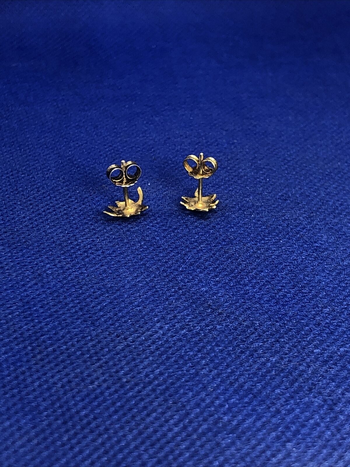 Estate Vermeil 925 Sterling Silver Blue Enamel Leaf Nature Stud Earrings