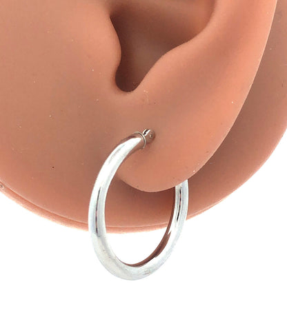 Designer Jacmel Mauritius JCM 14K White Gold Polished Hoop Earrings