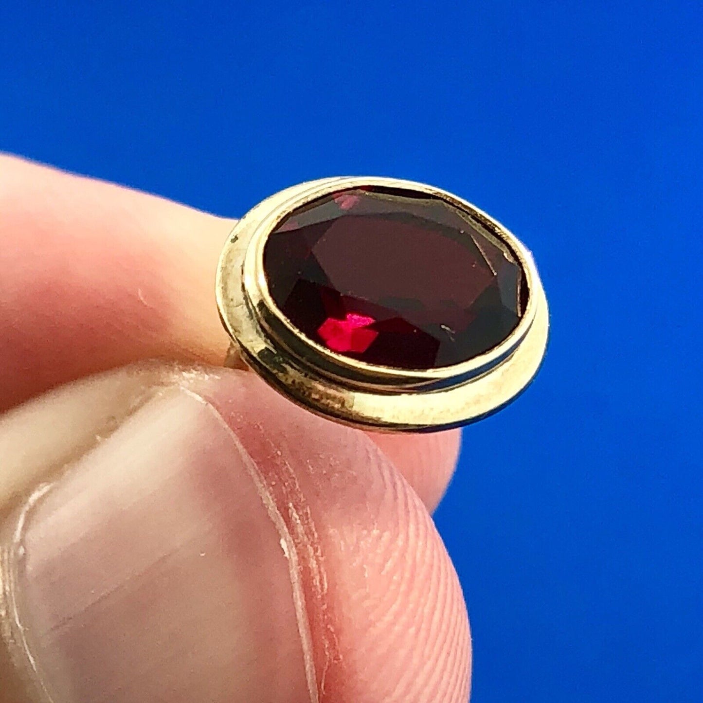 Estate 10K Yellow Gold Oval Garnet January Anniversary Occasion Stud Earrings