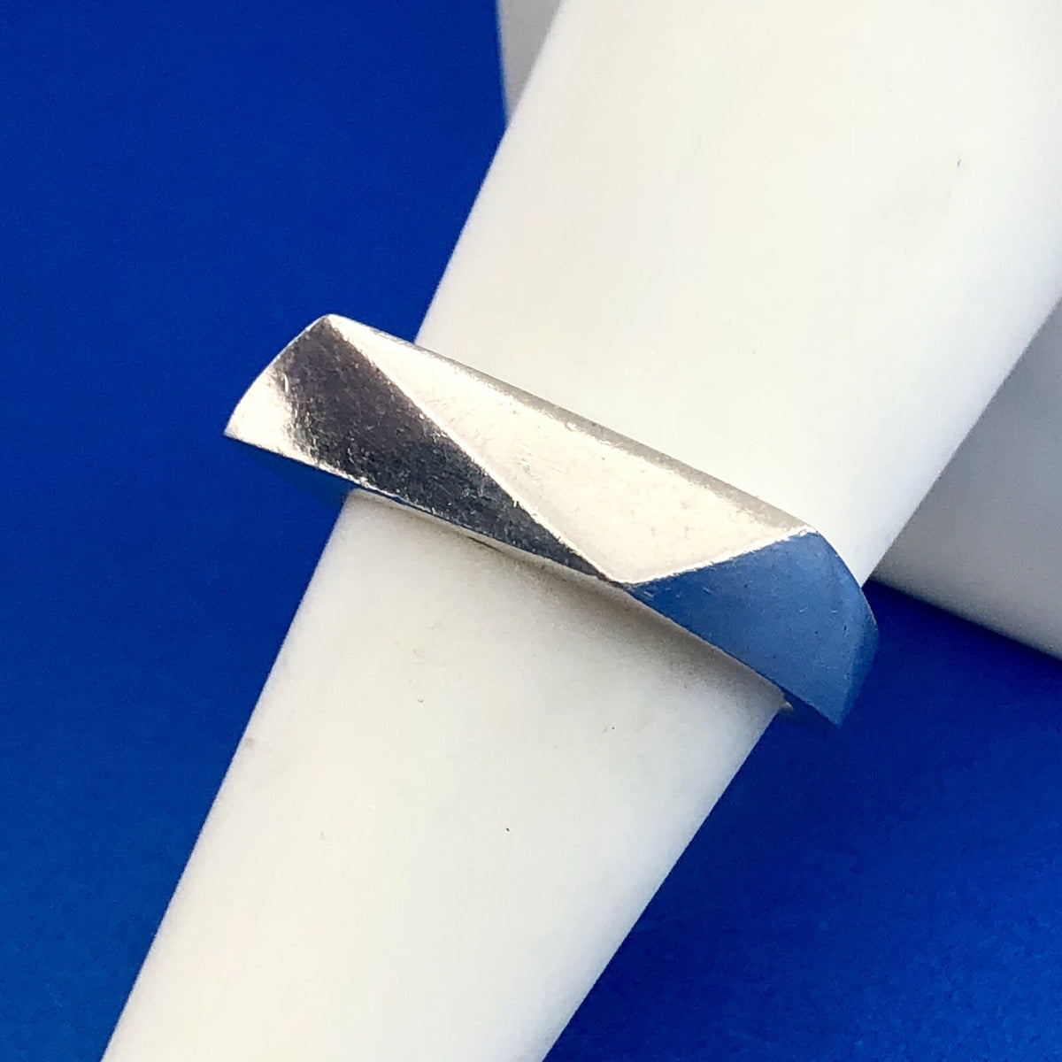 Authentic Modern Sterling Silver Fossil Ring - Size 7.75