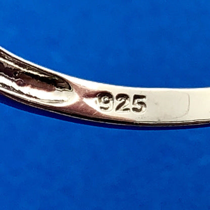 Stunning 925 Sterling Silver Oval Blue Cubic Zircoina CZ Solitaire Cocktail Ring