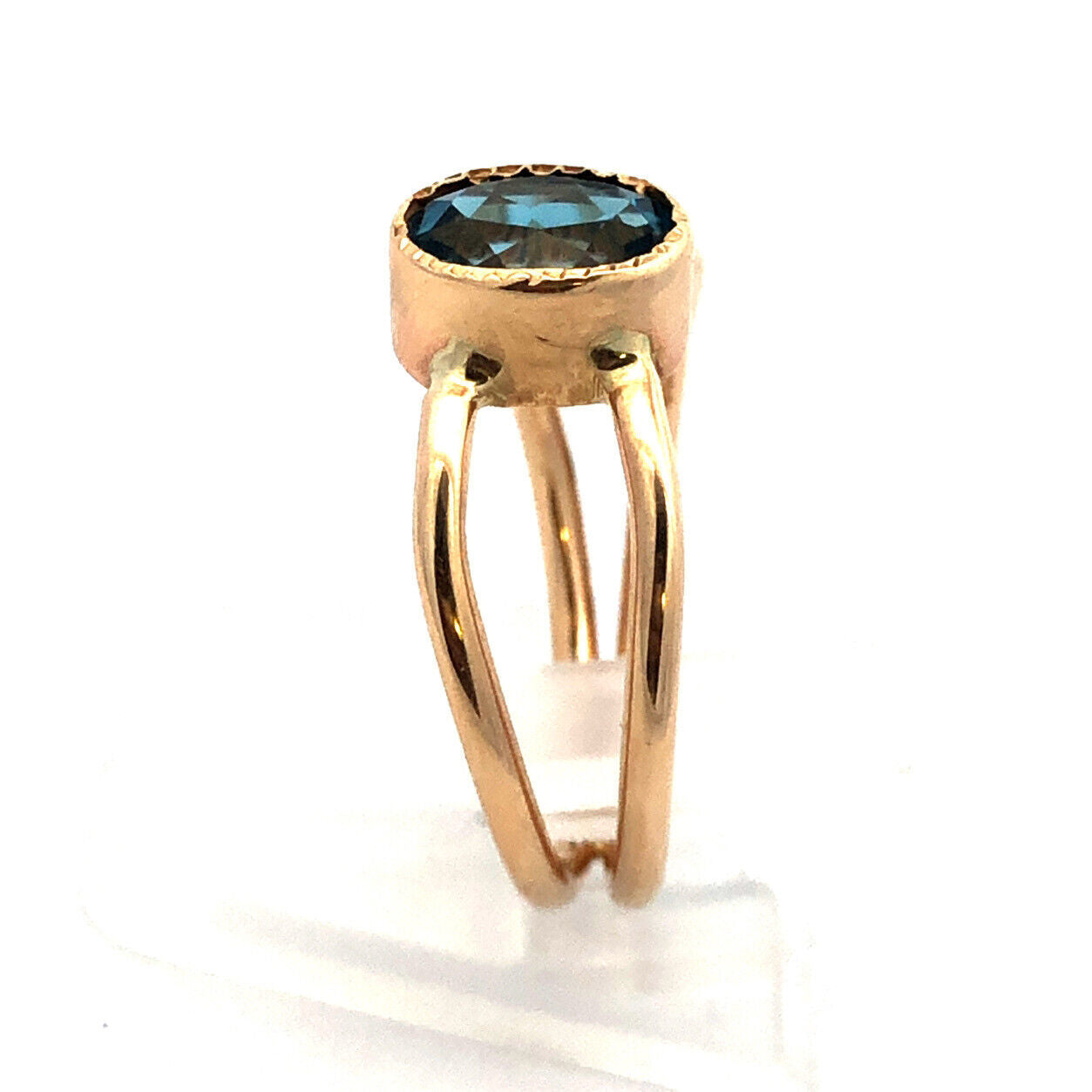 Modernist 14K Yellow Gold Oval London Blue Topaz December Birthstone Ring