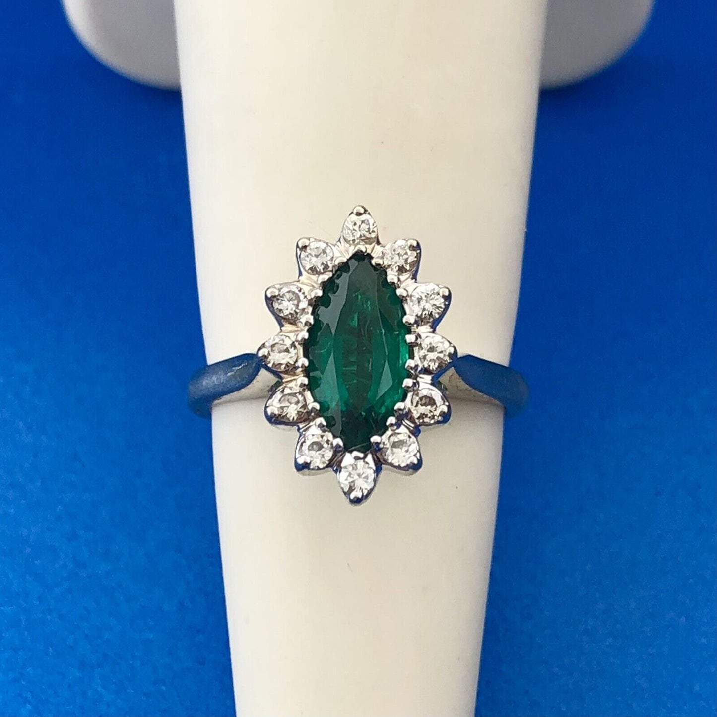 Gorgeous 14k White Gold Marquise Cut Emerald Diamond Accent Ring Size 2.75